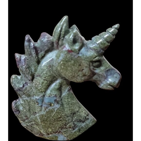Dragon Blood Unicorn Figurine Detail Carved Gemstone Healing  Head Green Purple - Picture 13 of 16